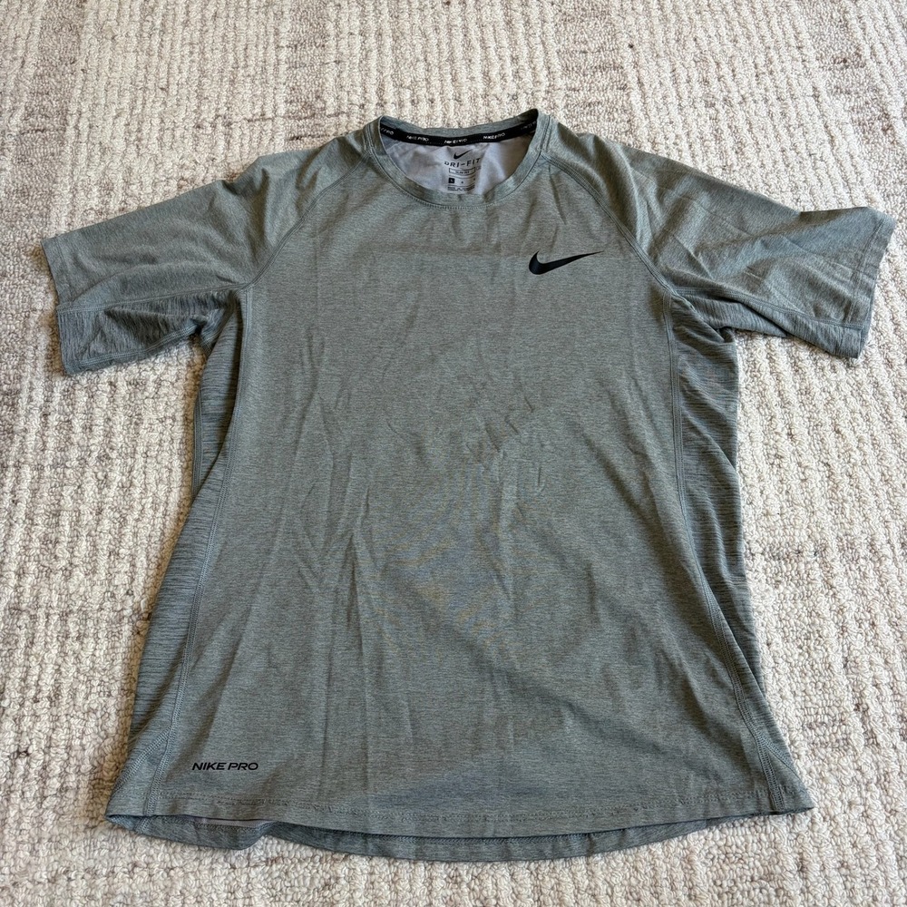 Nike Pro Dri-FIT Slim Fit Mens Large Short Sleeve Training Shirt Heathered Green
